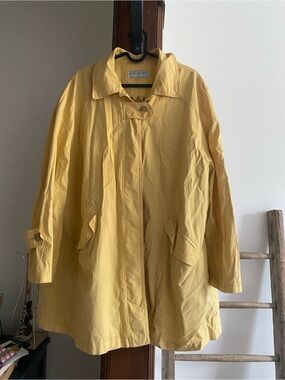 Yellow vintage coat